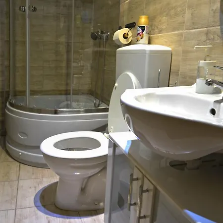 Demetrovics Udvarhaz Apartment Eger