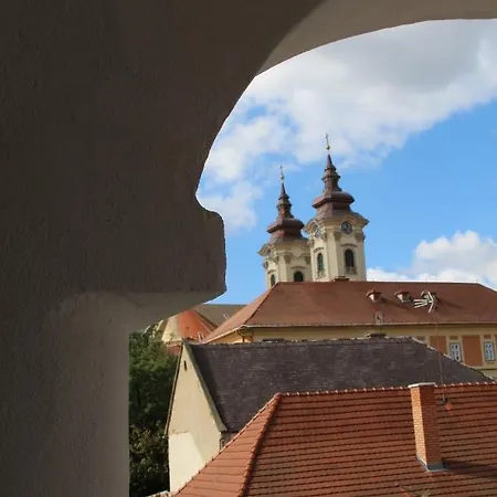 Demetrovics Udvarház Apartmán
