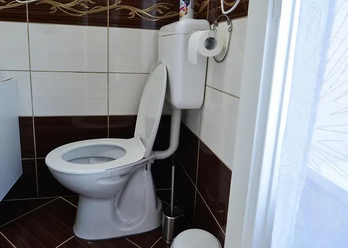 Demetrovics Udvarhaz